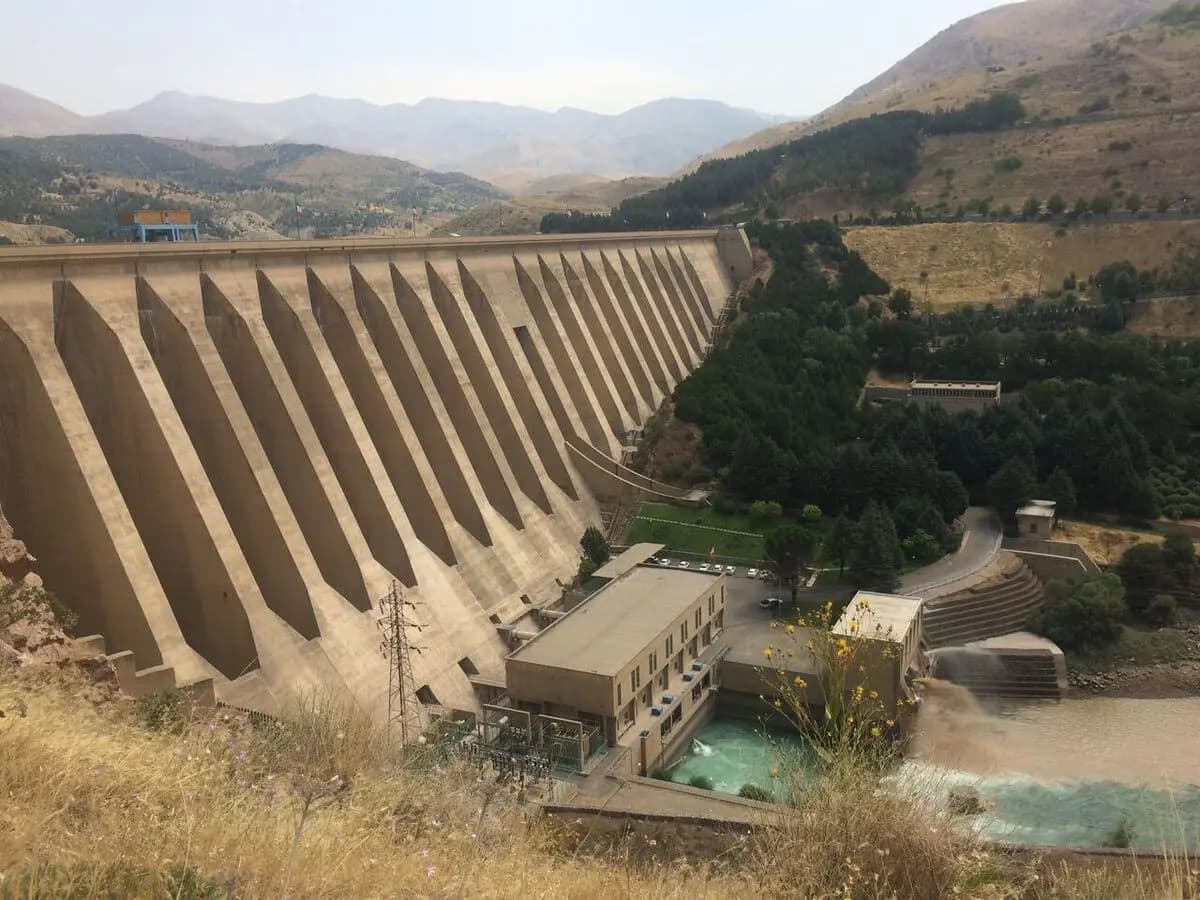نیمی از  ظرفیت سدهای کشور همچنان خالی است