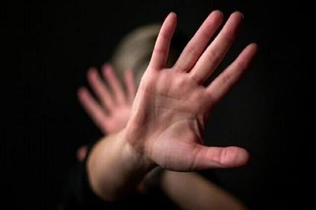 خشونت خانگی پشت درهای بسته؛ چرا قربانیان سکوت می‌کنند؟