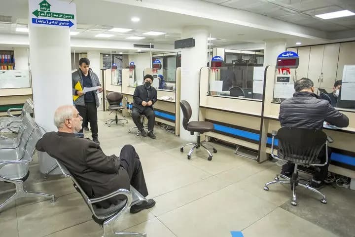 کاهش نسبت بیمه‌پردازان به مستمری‌بگیران؛ زنگ خطر برای منابع تأمین اجتماعی