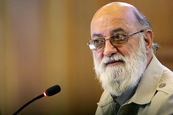 مردم تهران گروگان نمایشگاه بین‌المللی هستند؛ واکنش چمران به حجاب‌بان‌ها در بازار تهران